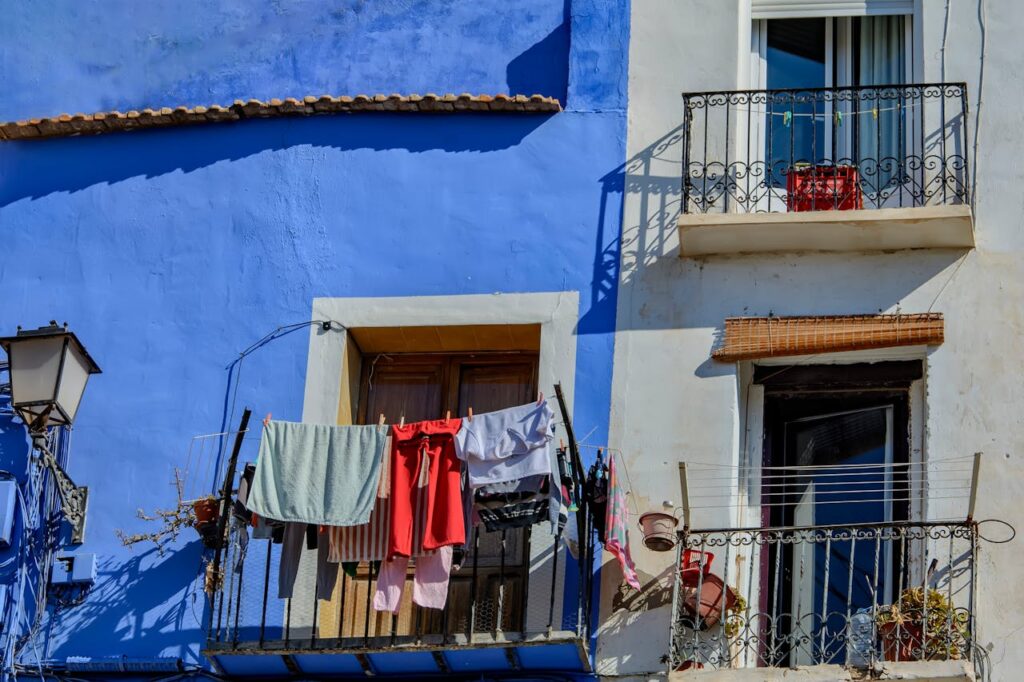 Clothes Line Drying in Spain - No dryers